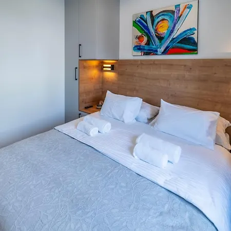 Pinna - Pinna * Pula